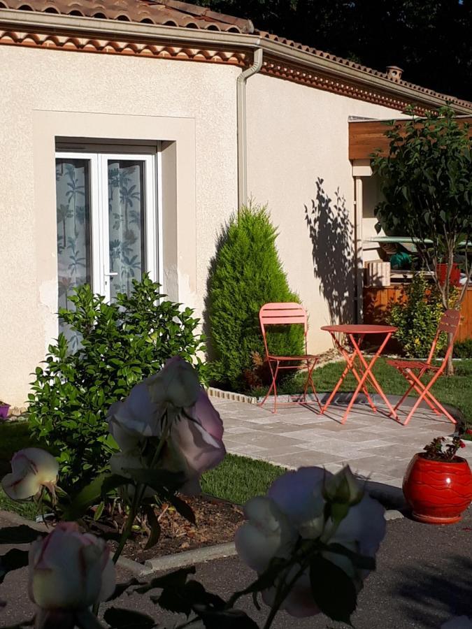 Bed and Breakfast La Chenaie Sainte-Marthe  Exterior foto